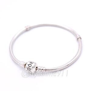Authentic PANDORA Moments Barrel Clasp Charm Bracelet